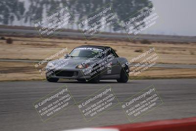 media/Nov-29-2024-Speed SF (Fri) [[b2a07ff20a]]/Red and Gold/Front Straight/